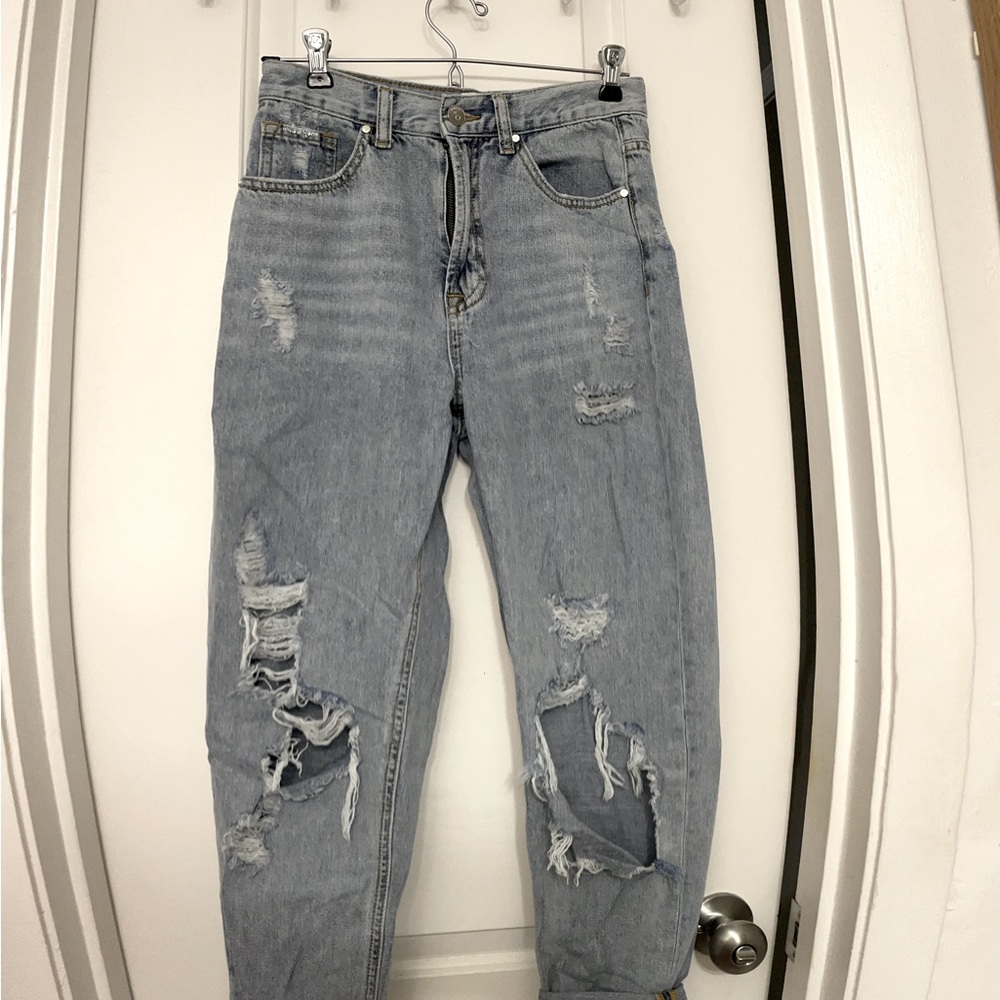 Boyfriend jeans size 0, purchased online Priceless boutique baggy fit